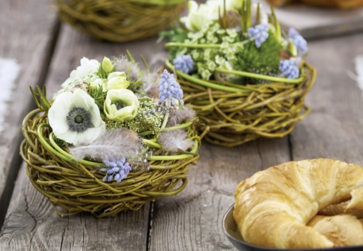 Table decoration for easter